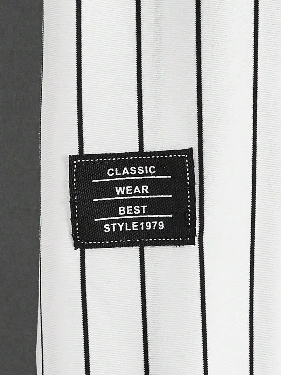 Men's White Black Vertical Stripe Graphic Tee, Casual Streetwear Style